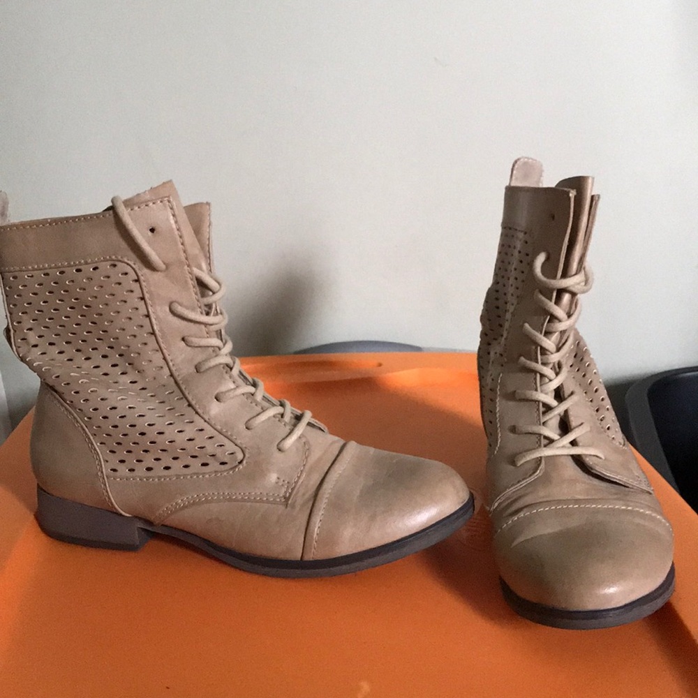 Madden girl tan boots!